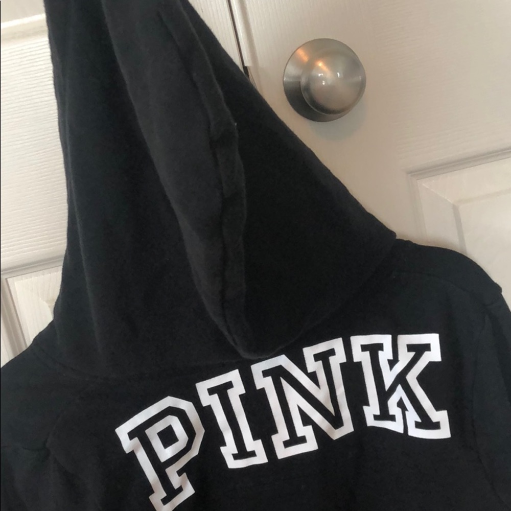 Black quarter zip sweatshirt. - Picture 4 of 4